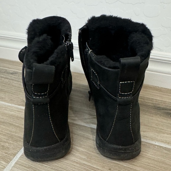 Clark's Roseville Boot Ankle - Picture 4 of 7